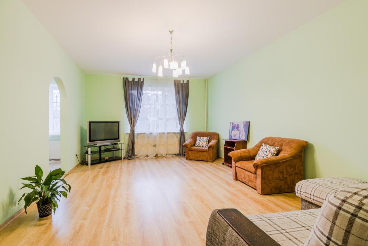 Apartment On Krasnoy Zvezdy 8 푸시킨 외부 사진